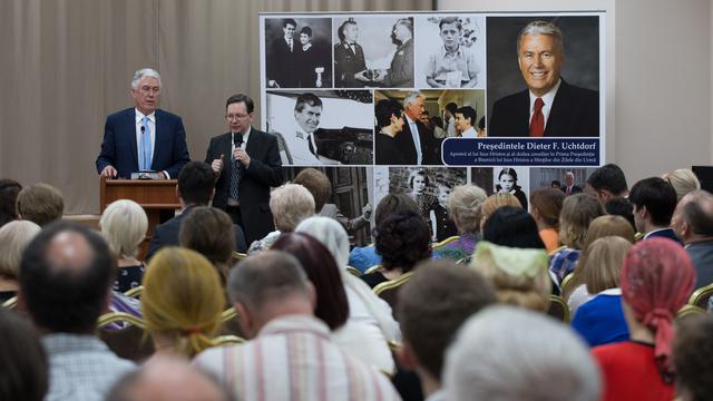 Vizita presedintelui Uchtdorf