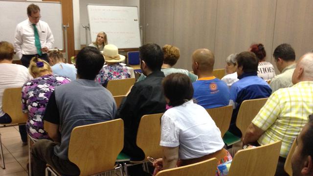 Conferinta adultilor necasatoriti