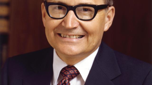 Vârstnicul L. Tom Perry