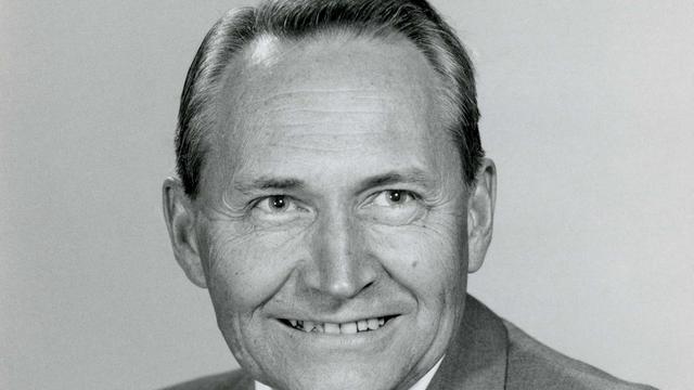 Vârstnicul L. Tom Perry