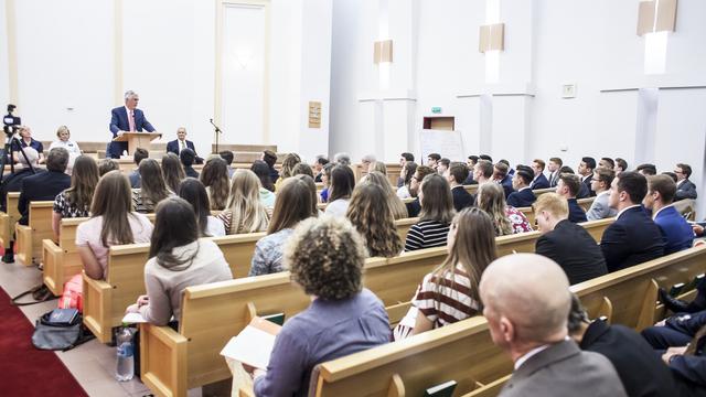 Vizita presedintelui Uchtdorf