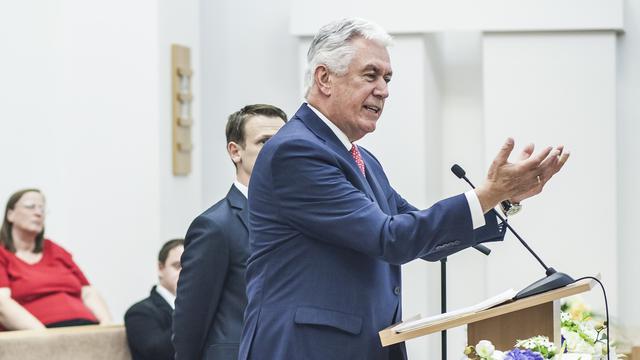 Vizita presedintelui Uchtdorf