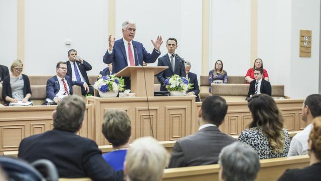 Vizita presedintelui Uchtdorf
