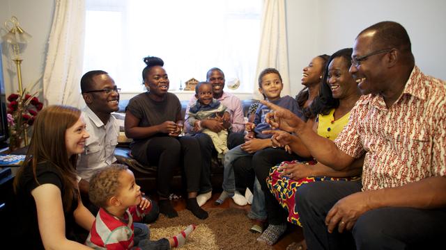 family-talking-together-1177473-wallpaper.jpg