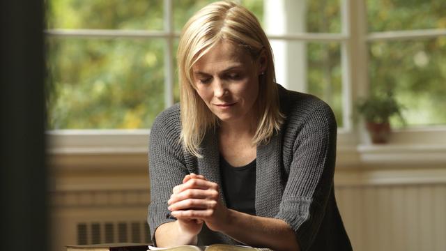 personal-prayer-581962-wallpaper.jpg
